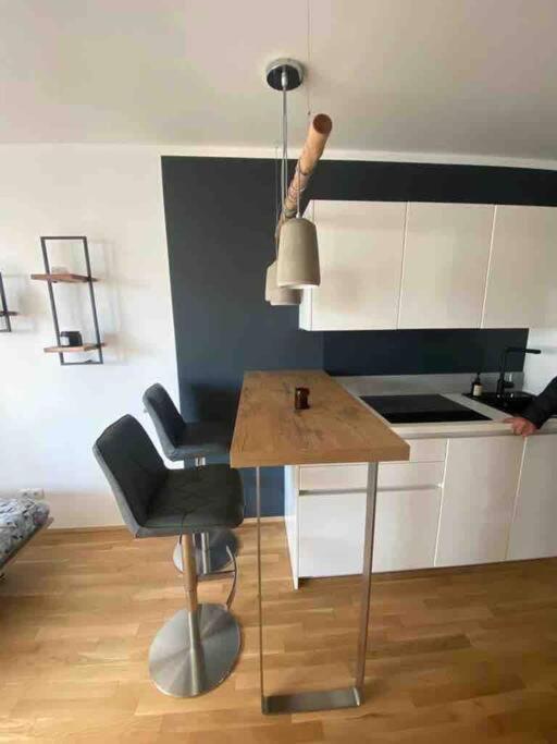 Apartament Moderne In Der Toplage Inkl. Garage